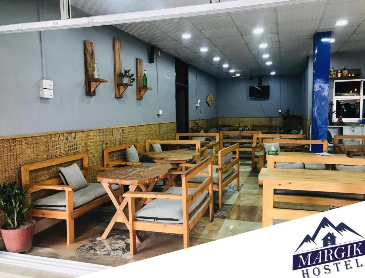 Margik Backpackers Hostel Pokhara Exterior photo