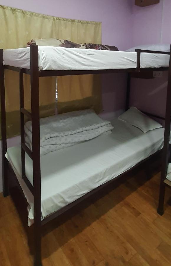 Margik Backpackers Hostel Pokhara Exterior photo